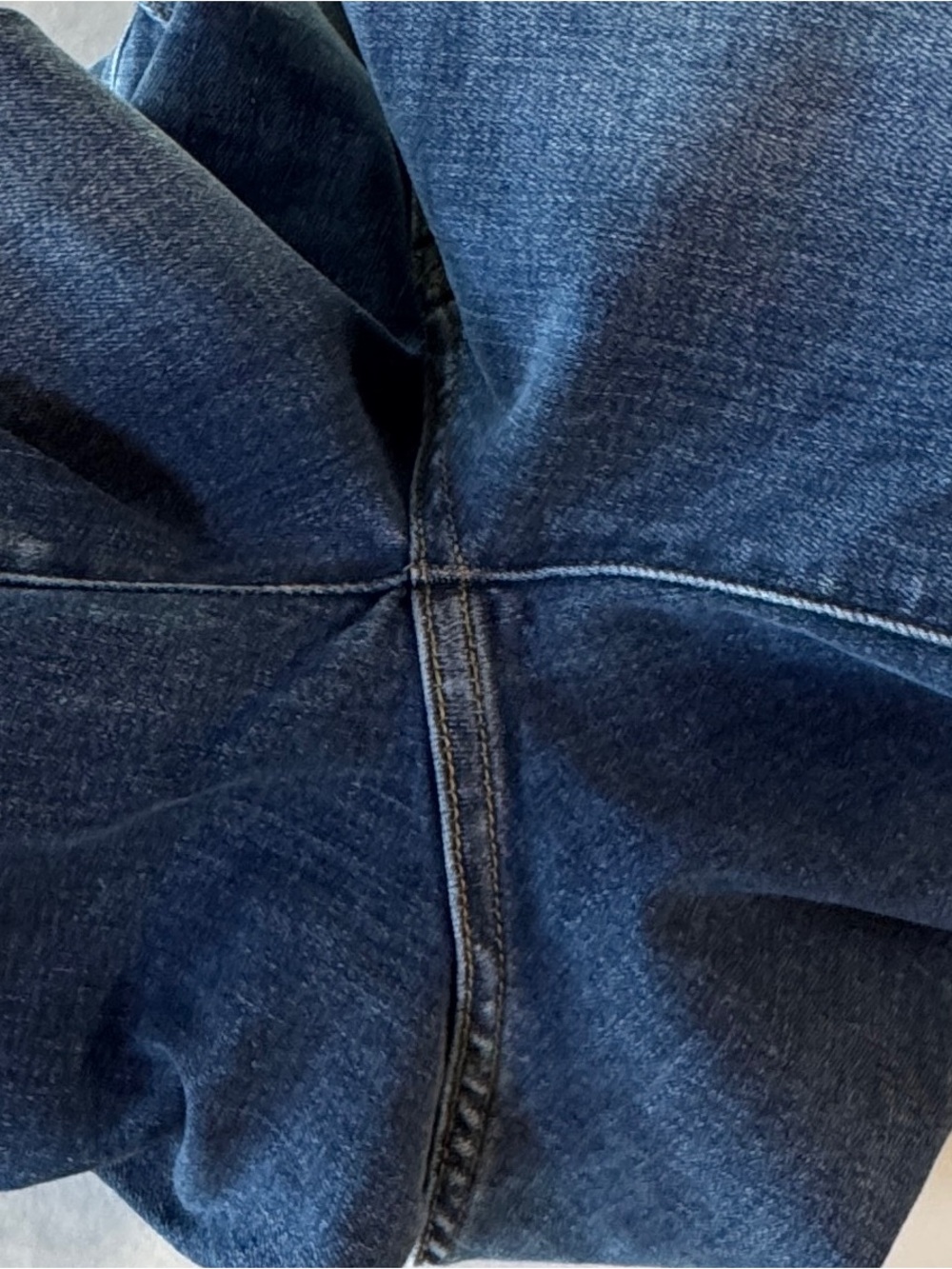 Judy Blue Destroyed Cuffed Mid-Rise Slim Fit Jeans Cuffed or Uncuffed (7/28) - Picture 12 of 15